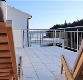 6 Bedroom Beachfront Villa with Heated Pool near Vela Luka on Korcula Island, Sleep 12